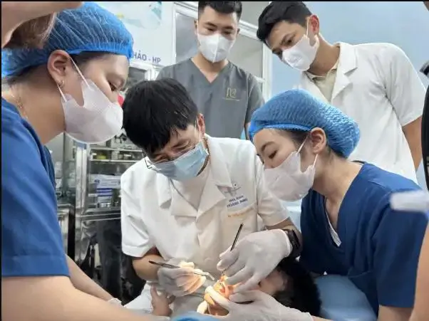 Hải Phòng: Hơn 20 trẻ bại não được khám, điều trị răng miễn phí